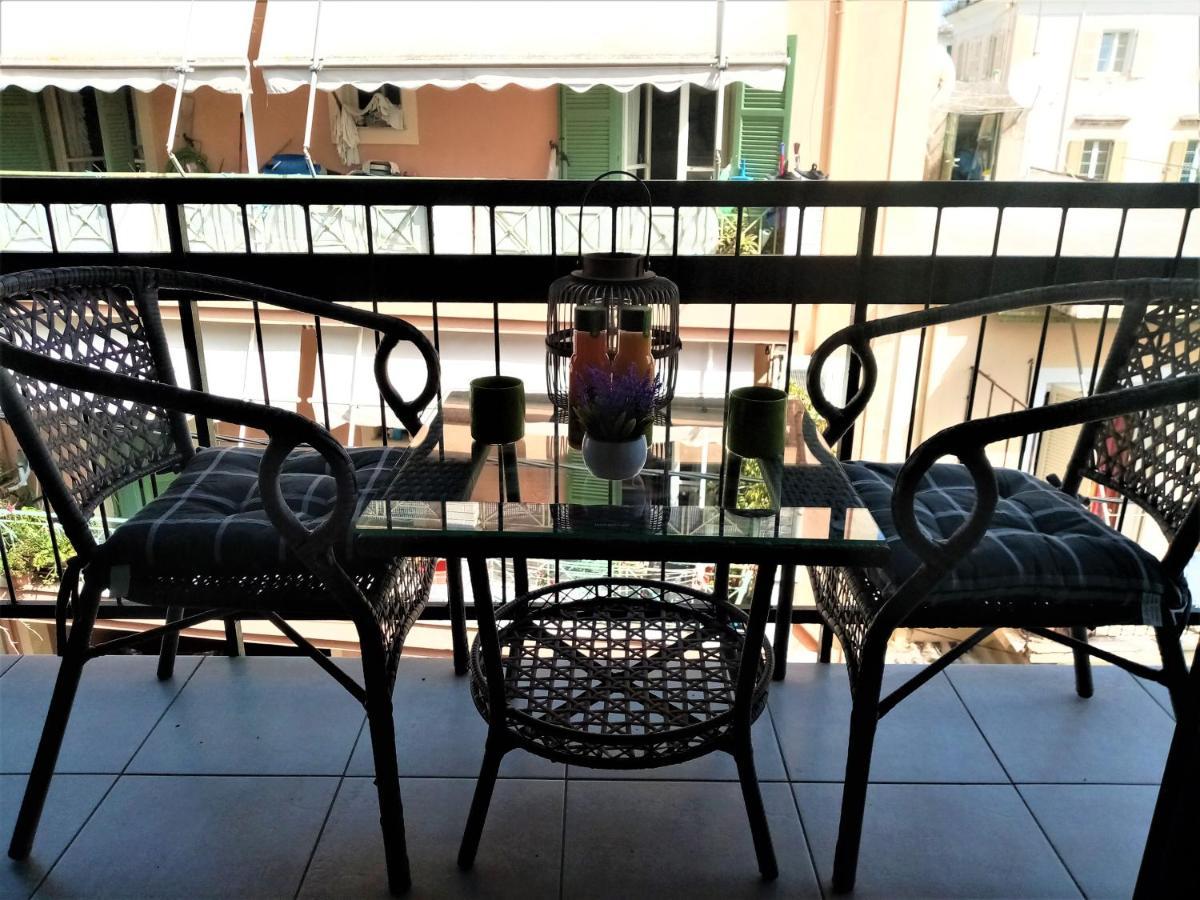 Melina Garitsa Corfu Town Apartment